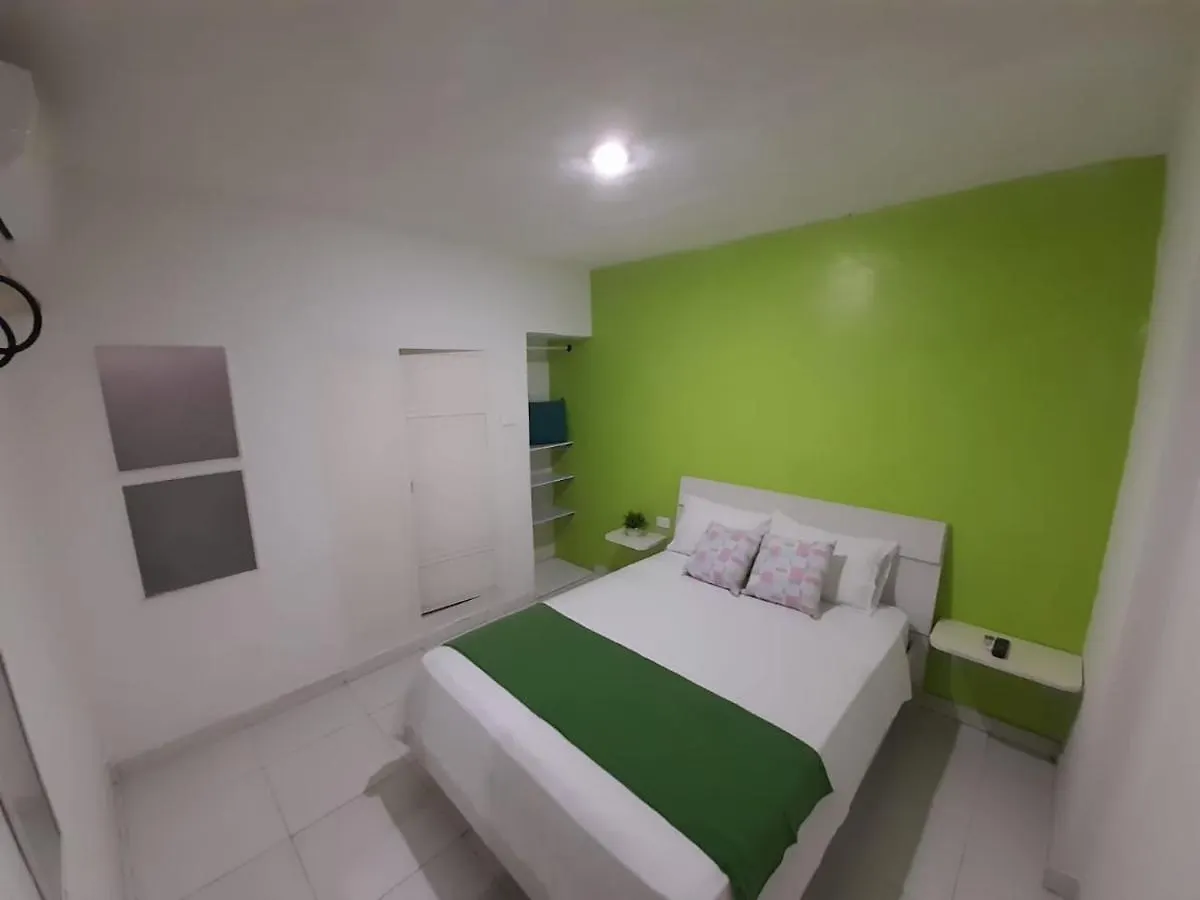 Tita'S Airport Hotel Cartagena 4*,