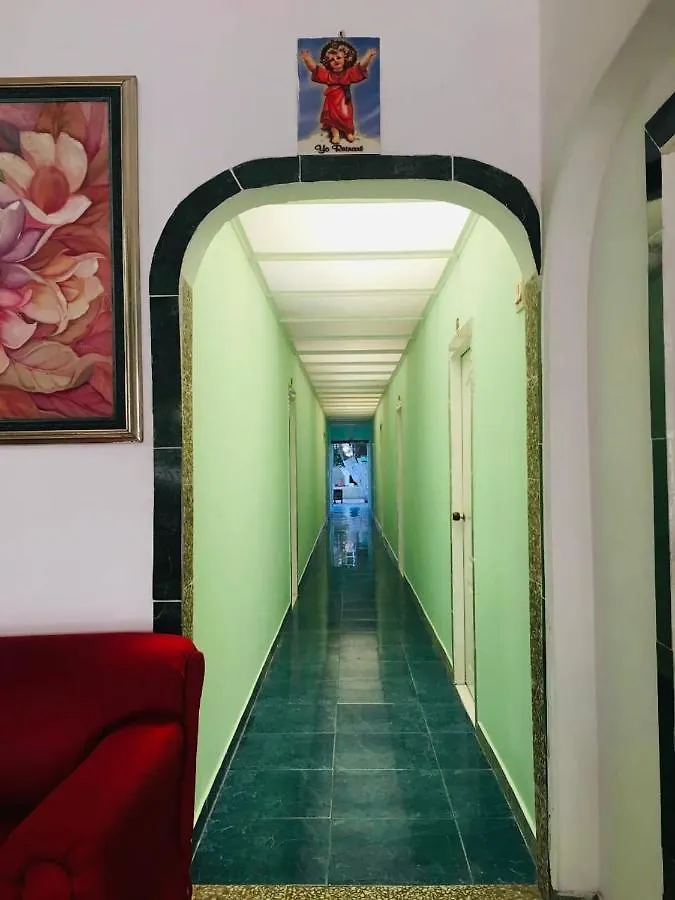 ****  Tita'S Airport Hotel Cartagena Colombia